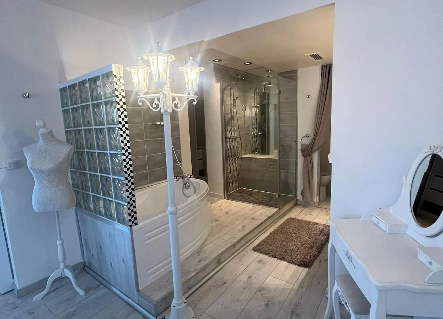 Luxury Suite View Eiffel Tower Paris 16Th Trocadero Apartment