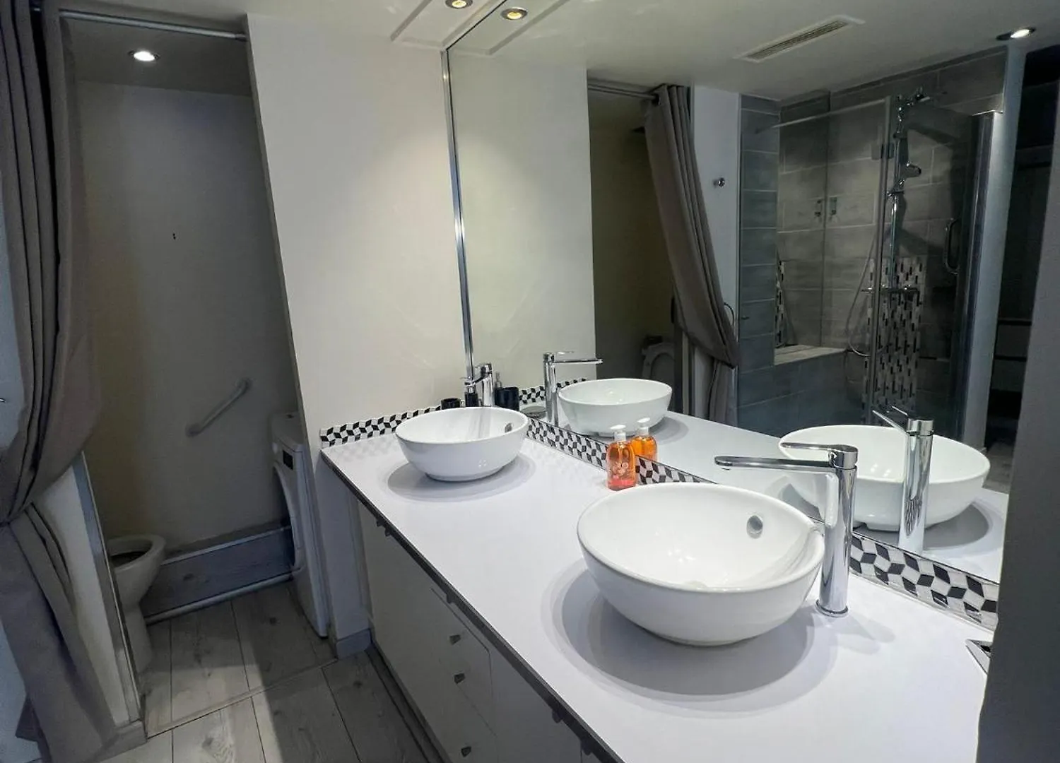 Luxury Suite View Eiffel Tower Paris 16Th Trocadero